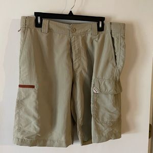 Simms “Guide Series “ men’s fishing shorts